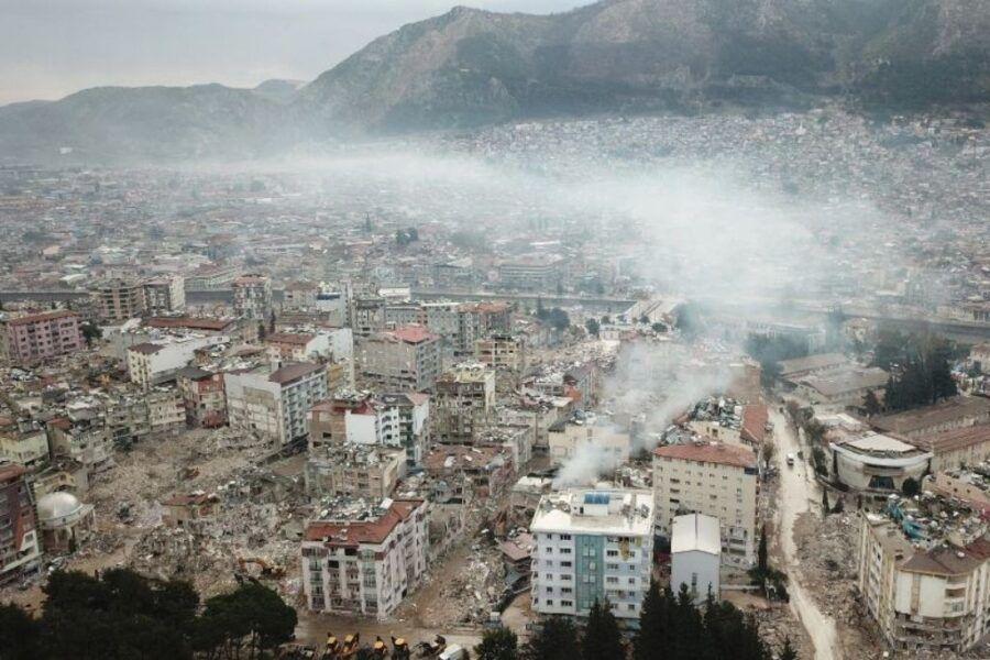 Hatay’da Hava Kirliliği: Unutulmuş Bir Sorun 

🖋️ Goncagül Yılmaz 

💨Temiz Hava Hakkı Platformu ve Türk Tabipleri Birliği, Hatay’da mevcut hava kirliliğinin ciddiyetini vurgulamak için önemli bir çalışma gerçekleştirdi.

entdergi.org/hatayda-hava-k…