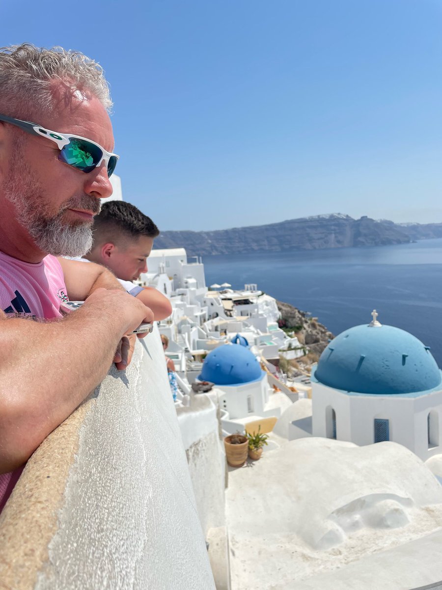 Laura Smart tweet media