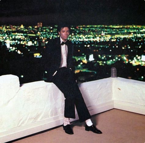 ___OV___'s tweet image. 