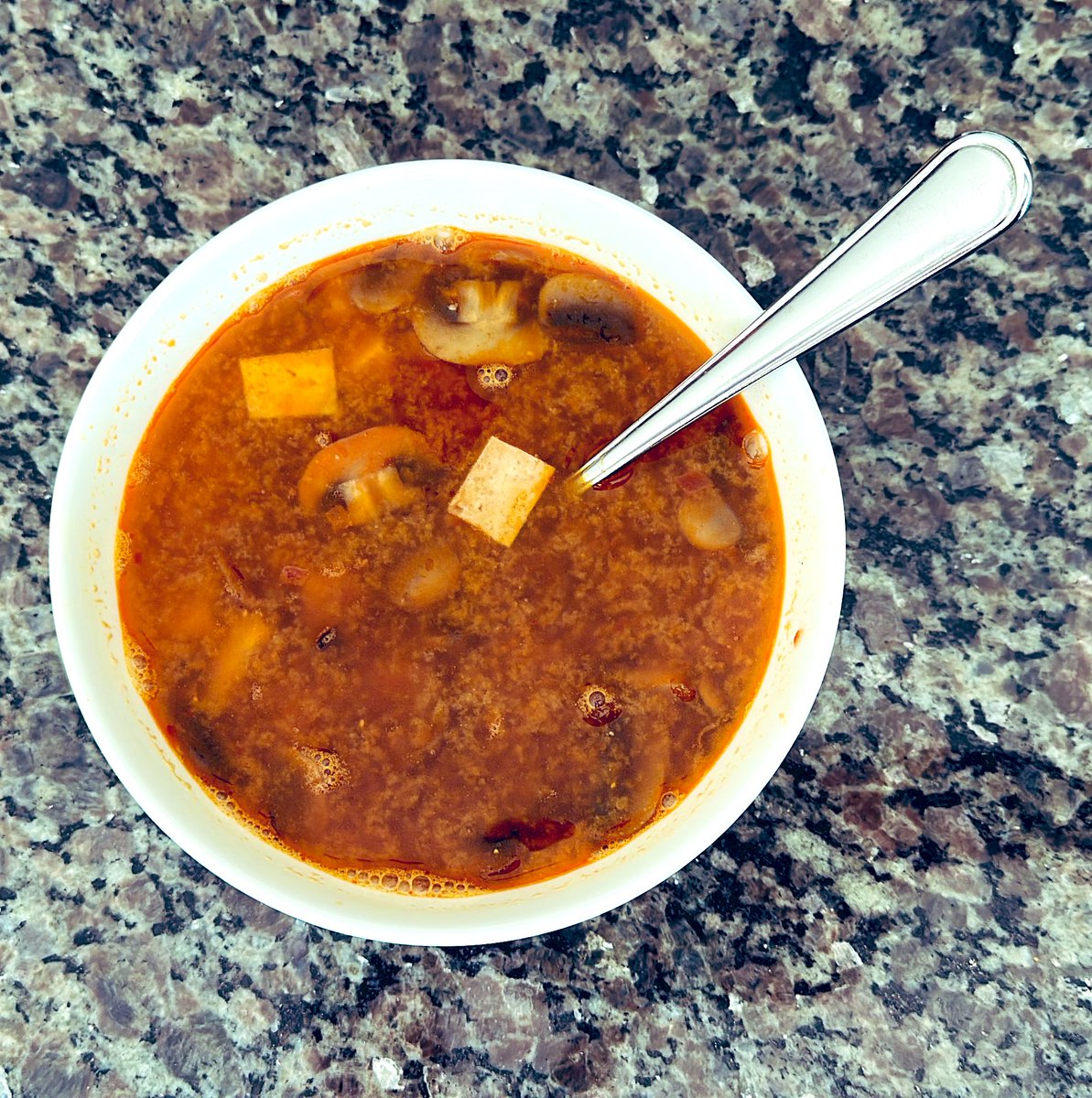 robertsirc's tweet image. Another day another vegan lunch. Miso, mushroom and tofu. #vb6