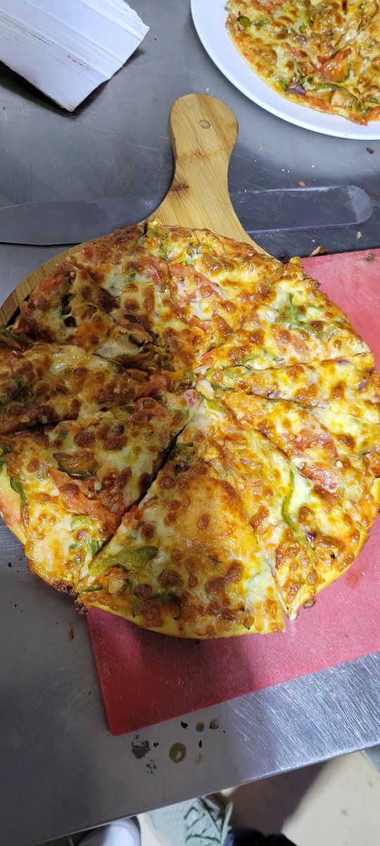 La Rooftop Lounge Mbarara tweet media