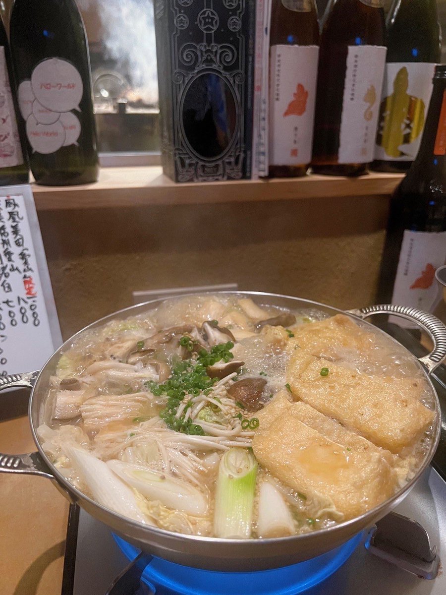 shiba_nakame's tweet photo. 本日は暑い中ご来店ありがとうございました。
ご常連様、沢山食べて頂きありがとうございます。またのご来店お待ち致しております。
また、明日18時開店致します,
明日ちゃんこ鍋🍲あります。
疲れた身体に栄養補給！
ご予約お待ち致しております。
日本酒続々入荷中です。

どすこい割烹　芝光 https://t.co/l12Rjdqxzu