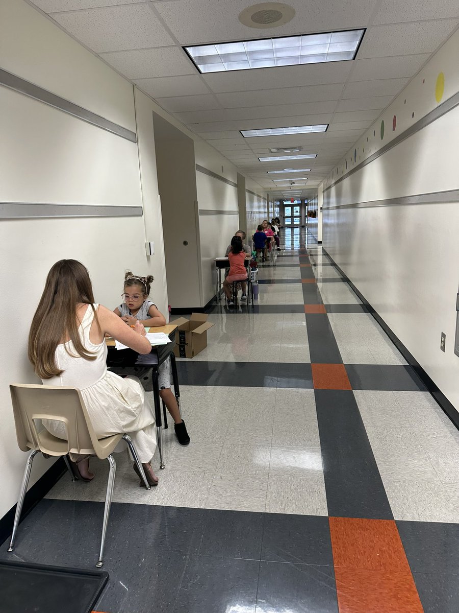 CougarLiteracy's tweet photo. Our amazing literacy staff conducting beginning of the year testing at @ForgeElem! Getting all the information we can for great instruction!! #ThisIsPalmyra https://t.co/UBm9zeuSKU
