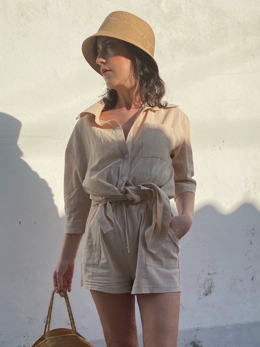 SandraMiau1876's tweet image. recap de cayon Galicia 💙🥘🌅
1. Cervecita al sol 🍺🌞😌
2. Galicia calidade 🦐 

¿Os gusta el plan?...

Conjunto short + blusa ID: 10830886   @SHEIN_Official  -15 % con mi código MIAUPOTINGUES. 
👉🏻 shein.top/ct5c43e

#shein #sheingals #sheinofficial #ootd #Galicia #coruña