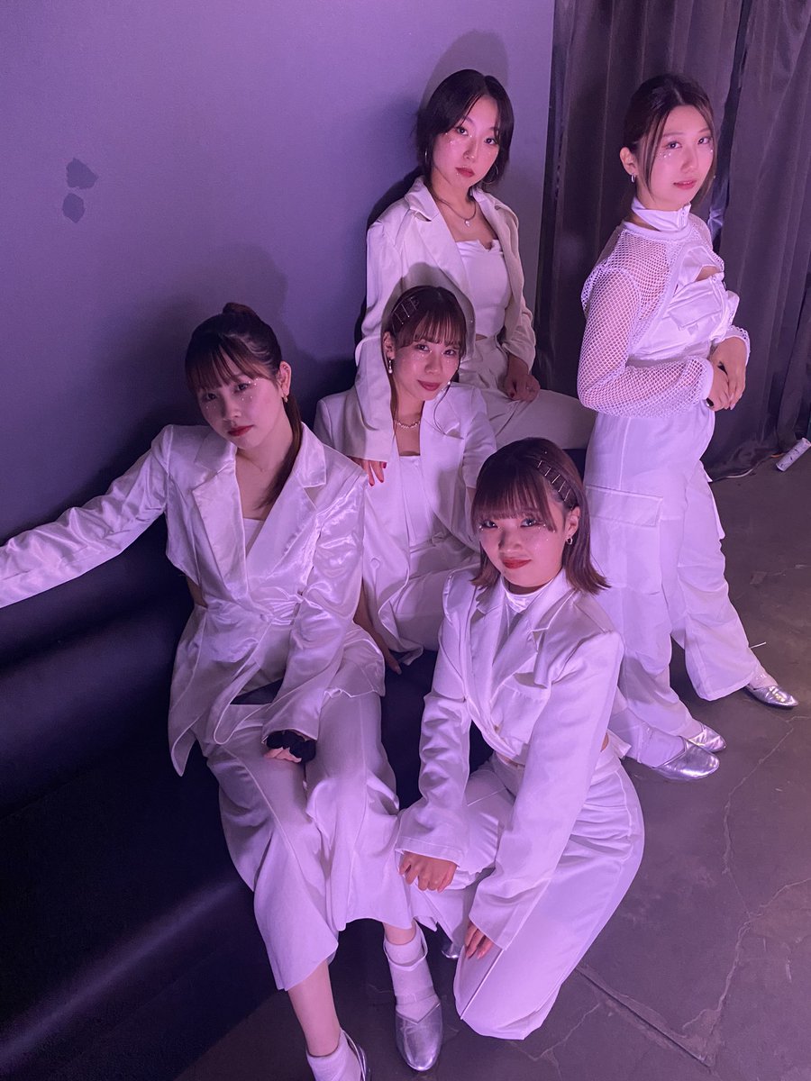 mw_aet's tweet photo. ＼＼0829 JAMREKK“23／／

mw.出演させて頂きました🩵
主催のしゅんさんをはじめ、スタッフの皆様、本当にありがとうございました✨
そして、今日mw.を初めて知る方々にも私達のダンスを観て頂けてとても嬉しいです！
終演後に一緒に写真を撮って下さった皆様もありがとうございました🙏

#mw_artist https://t.co/e3dC1jBDmr