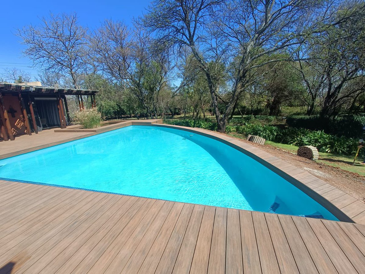 TheCompositeCo's tweet image. Supply &amp;amp; Installation of a new Composite Deck.

📍 Mooikloof, Pretoria.
🎨 Antique Brown Colour.

Contact us today for your free quotation ⤵

📲 +27 10 025 3559
📩 Quote@thecompositecompany.co.za
🌐 thecompositecompany.co.za
.
.
.
#deck #compositedecking #wpcdecking #wpcsupplier