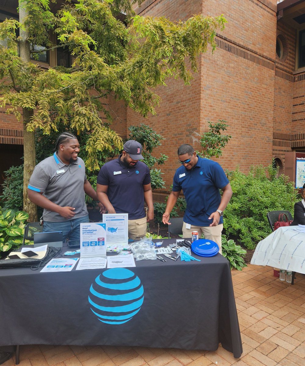Lynnfield (@amgadaj) on Twitter photo First day at #tufts! #TheBostonCrew 💪🏾@steve_lami <a href="/BaezYasmine/">Yasmine Baez</a> <a href="/TheRealOurNE/">#OurNE</a> <a href="/pnixnix/">Peter Nixon</a> <a href="/emilywiper/">Emily Wiper</a> <a href="/schelmyrLaveaux/">Schelmyr Laveaux (Shai)</a> First day at #tufts! #TheBostonCrew 💪🏾@steve_lami <a href="/BaezYasmine/">Yasmine Baez</a> <a href="/TheRealOurNE/">#OurNE</a> <a href="/pnixnix/">Peter Nixon</a> <a href="/emilywiper/">Emily Wiper</a> <a href="/schelmyrLaveaux/">Schelmyr Laveaux (Shai)</a>