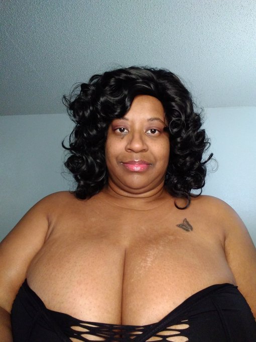 Happy Titty Tuesday. Have a great day. https://t.co/XxQZK1pccV<a href="/tag/webcamgirl"class="tags"><span>#webcamgirl</span></a><a href="/tag/contentcreator"class="tags"><span>#contentcreator</span></a><a href="/tag/onlyfansgirl"class="tags"><span>#onlyfansgirl</span></a>