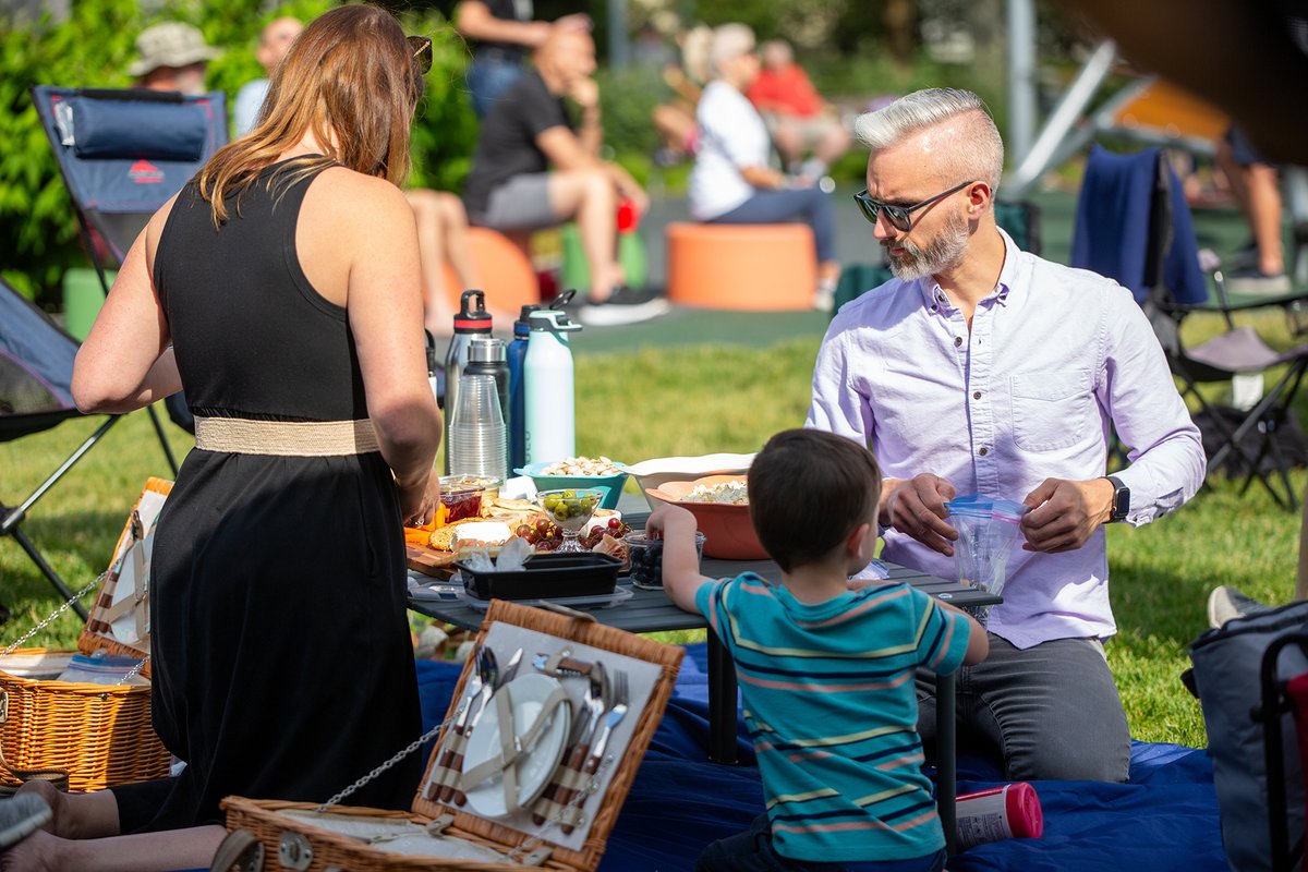 The Scioto Mile (@scioto_mile) on Twitter photo TOMORROW! Grab your coworkers, friends and family for a fun happy hour concert at Dorrian Green. Come out to hear The Ark Band play at Wednesdays on the Green presented by <a href="/ColsRecParks/">Columbus Rec & Parks</a> in partnership with <a href="/DTColumbus/">Downtown Columbus</a>. TOMORROW! Grab your coworkers, friends and family for a fun happy hour concert at Dorrian Green. Come out to hear The Ark Band play at Wednesdays on the Green presented by <a href="/ColsRecParks/">Columbus Rec & Parks</a> in partnership with <a href="/DTColumbus/">Downtown Columbus</a>.