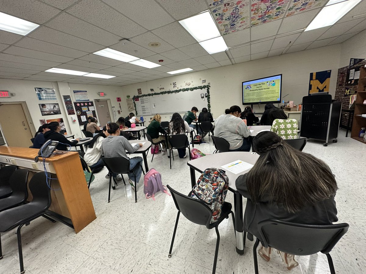 Pharmacy students are enjoying finding out more about themselves with the color me activity! <a href="/McAllenISDCTE/">McAllen ISD CTE</a> <a href="/MemorialCTE/">McAllen Memorial CTE</a> <a href="/McAllenMemorial/">Memorial High School</a>