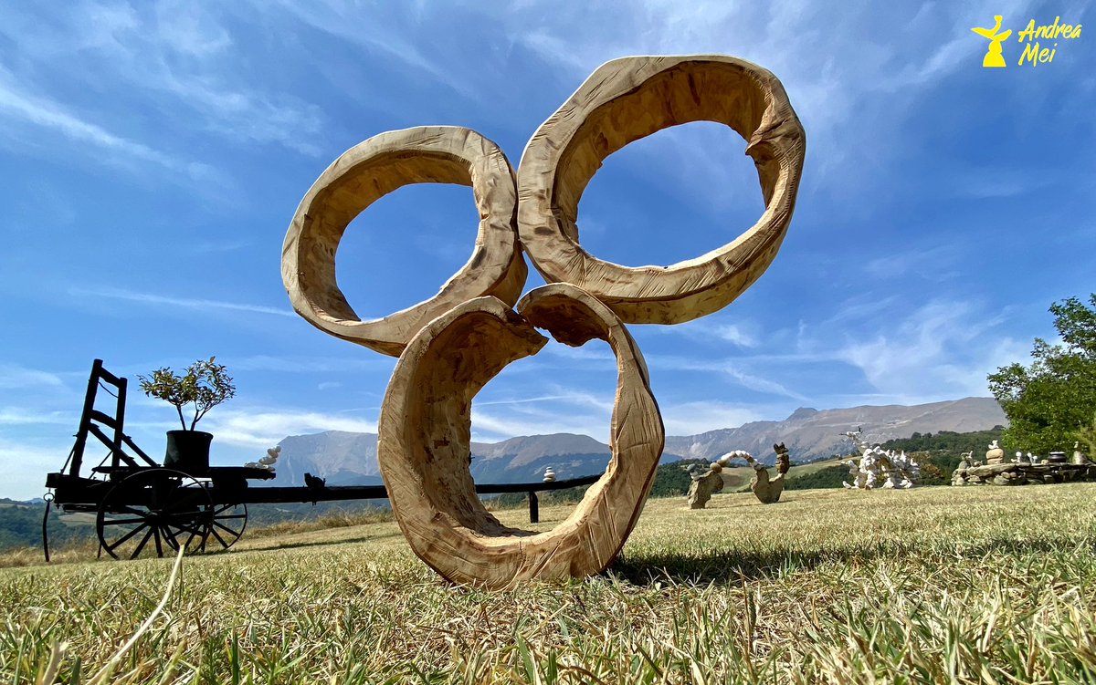 the Infinity - #stonebalancing #sunshine #landart #humans #worldwide