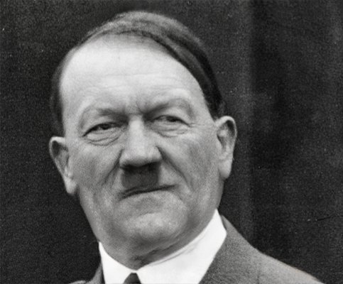 Queerbeauftragt's tweet photo. @Abu_al_Ruiner Du kannst ja vielleicht Umschulung machen. 
Bundeskanzler z.B.? https://t.co/aqQgv5t38v