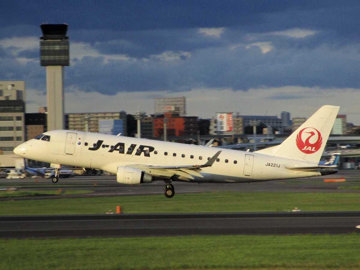 離陸するE170 (JA221J)
おやすみなさいまし🌙