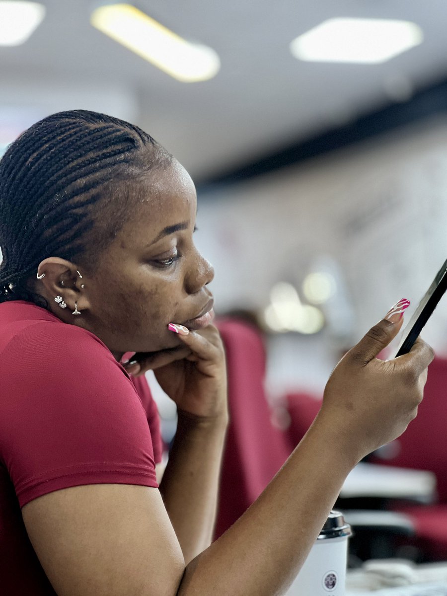 lindaibeh2's tweet image. That feeling you get when #Infinixmobile tells you, you have won the device. The past few months, I have had the pleasure of being one of the #betatesters working on the  #infinixnote30VIP device. The wait is finally over. #infinixmobile Dey for you.