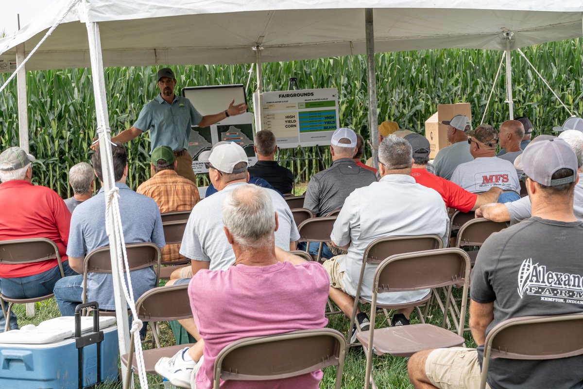 KeystoneCoop's tweet photo. Last week, during the hottest week of the summer, we welcomed hundreds of farmer-members to our two test plots in Wayne and Tipton Counties for days of information, advice, seasonal expectations, and ways to maximize profitably on the farm. 🌽

Learn More: https://t.co/xFeboJXWWT https://t.co/A74AR1cR8b
