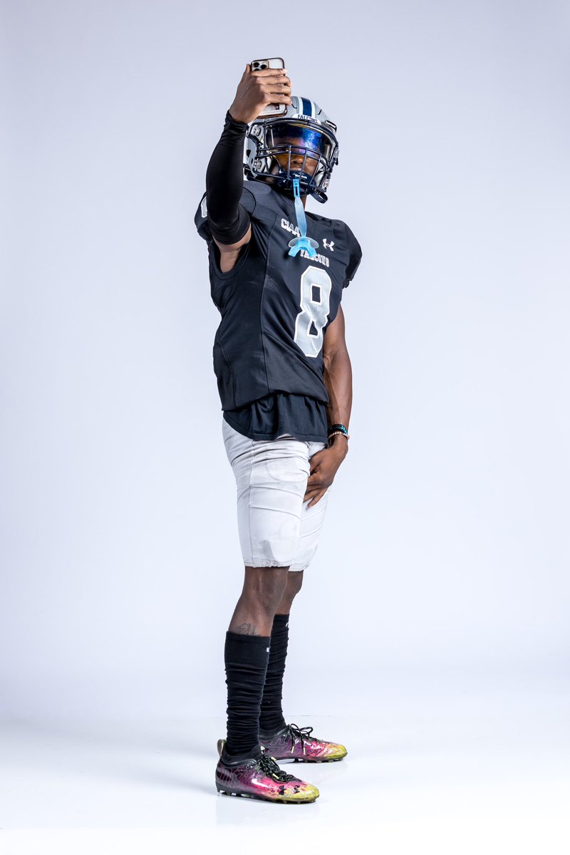 TyHines11's tweet photo. Run that 💩 back turbo #year✌🏾 https://t.co/RUSaiwDok4