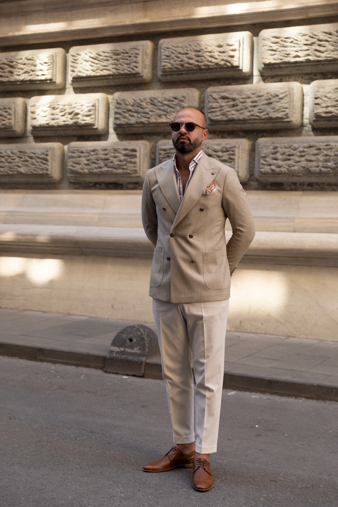 Ace Marks: the true modern gentleman's choice 👌⁠
⁠
⁠Photo by <a href="/famousali10/">Ali ÇELİK</a>⁠
.⁠
.⁠
.⁠
#AceMarksShoes #StyleAceMarks #mensfootwear #dressshoes #menwithstyle #mensfashionpost #menstyle #mensfashion #menswear #ootdmen #menfashion #madeinitaly #leathercraft #leathergoods