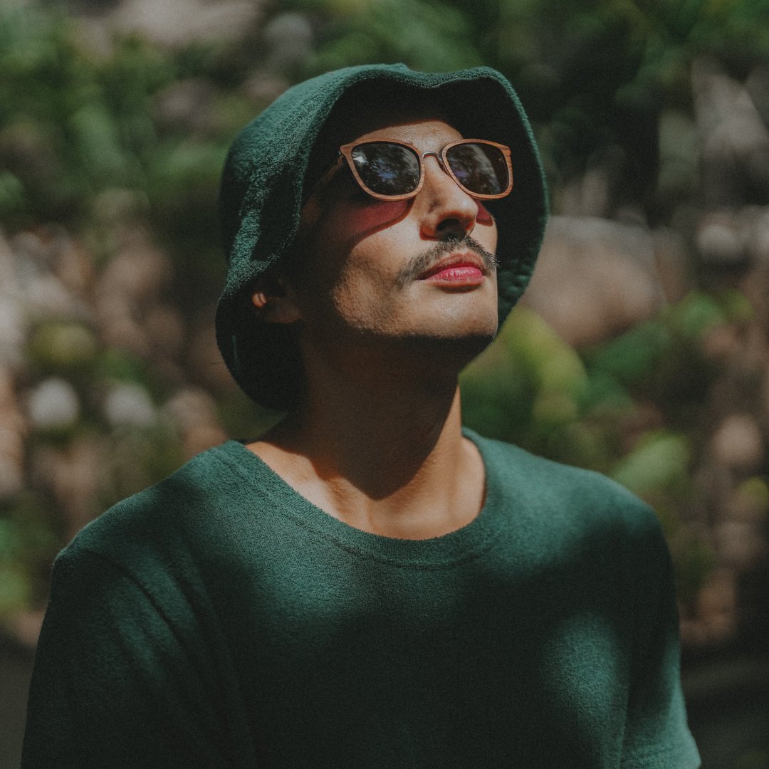 ¡Añade un poco de #glam a tu #look de hoy!

🟢Encuentra los diseños más trendy que te harán lucir espectacular  👇
🔗bamboo-life.com