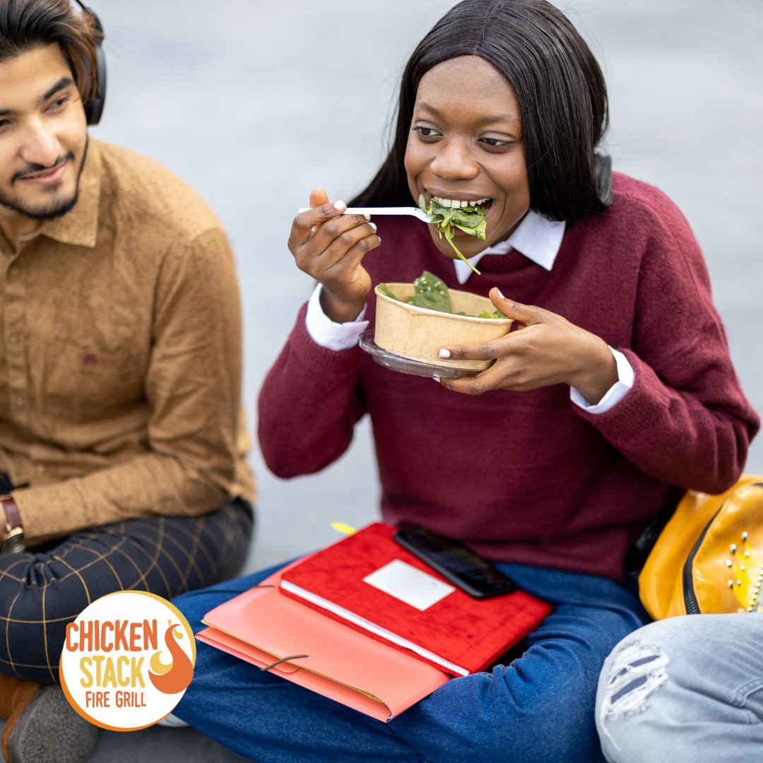 ChickenStack_'s tweet photo. Say goodbye to boring meals! 🥗✨ Our salads redefine healthy eating—less than 500 calories, bursting with flavor and fresh ingredients. Indulge guilt-free and feel truly satisfied. Eating well never tasted this delicious! 😋🌱 #Salads #HealthyandFast #onthego https://t.co/1kcp5pxK68