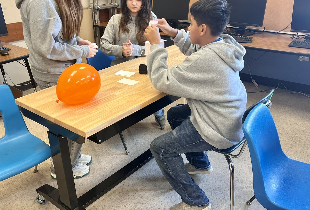 johnewoodward's tweet photo. STEM challenge in Mrs. Brown’s class today. Build the tallest index card tower that will hold a balloon. @TempleISD @TravisTISD @maribet38058796  #tisdSTEM https://t.co/FUDULYslLB