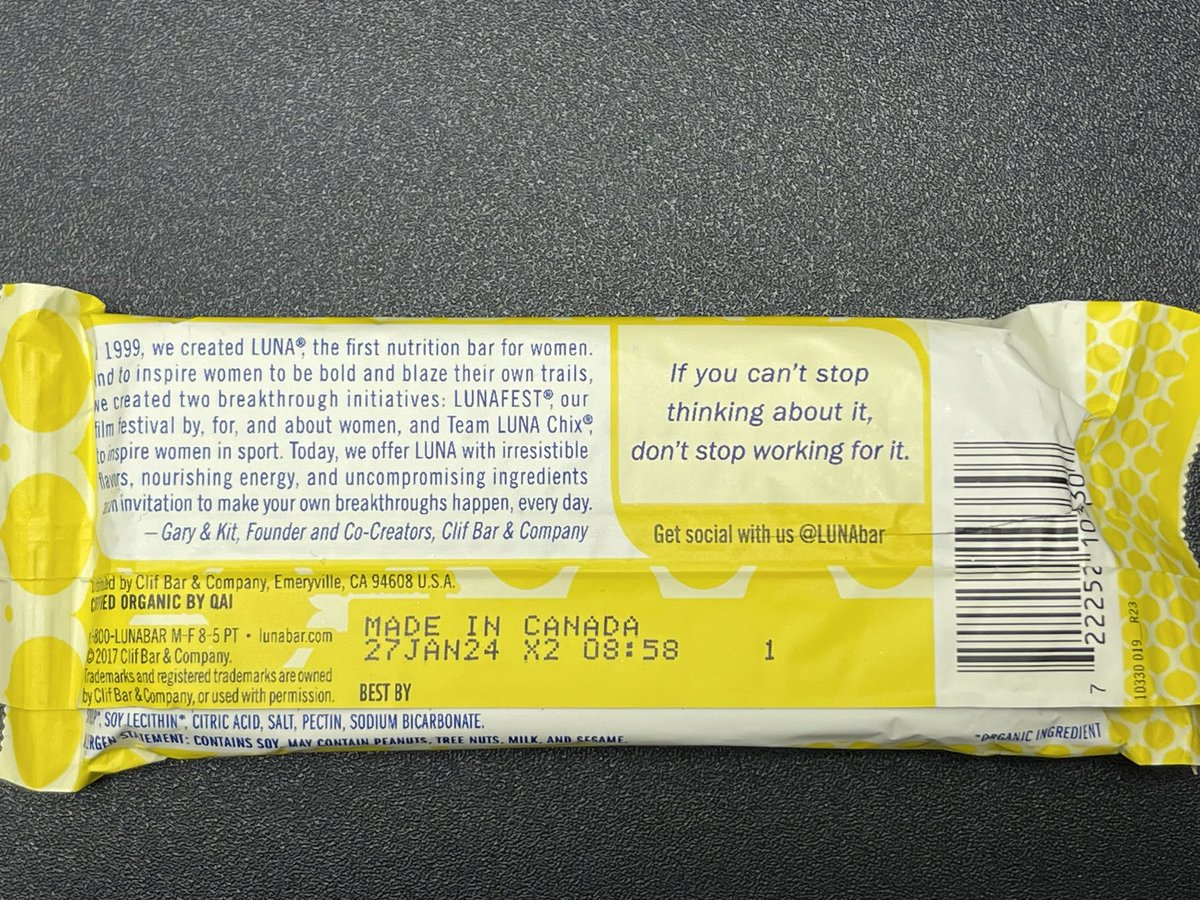 jaejay's tweet image. The IRONY of a product being MADE in Canada, but can’t be bought in, or shipped to Canada. Canadians like snacks too @ClifBar! And while I’m at it, bring back the s’mores flavour!!