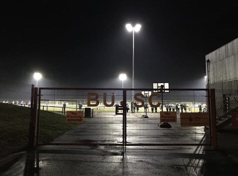 VWFSportsMedia's tweet image. Wow old photo found on @EastScotlandFA inactive Instagram page of @BroxburnAthFC Albyn Park under the floodlights (before the gate got covered!) @Stuarty1874