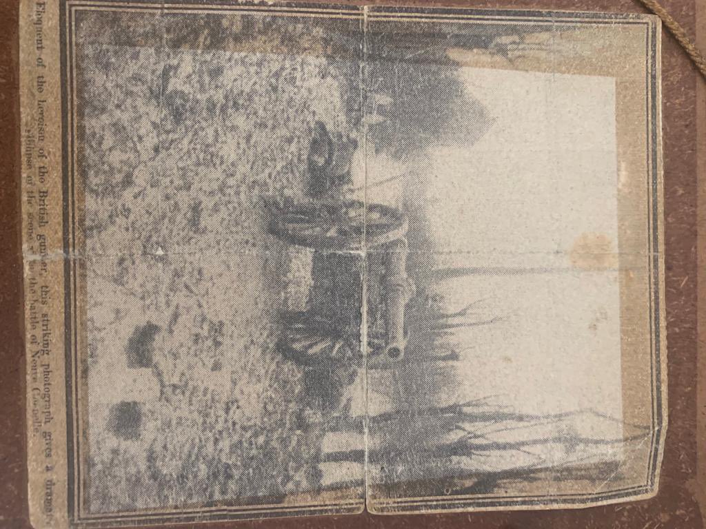 HarebellCottage's tweet photo. @thebattleguide The photo also had this paper cutting on the rear. https://t.co/ivdP1bJmxO