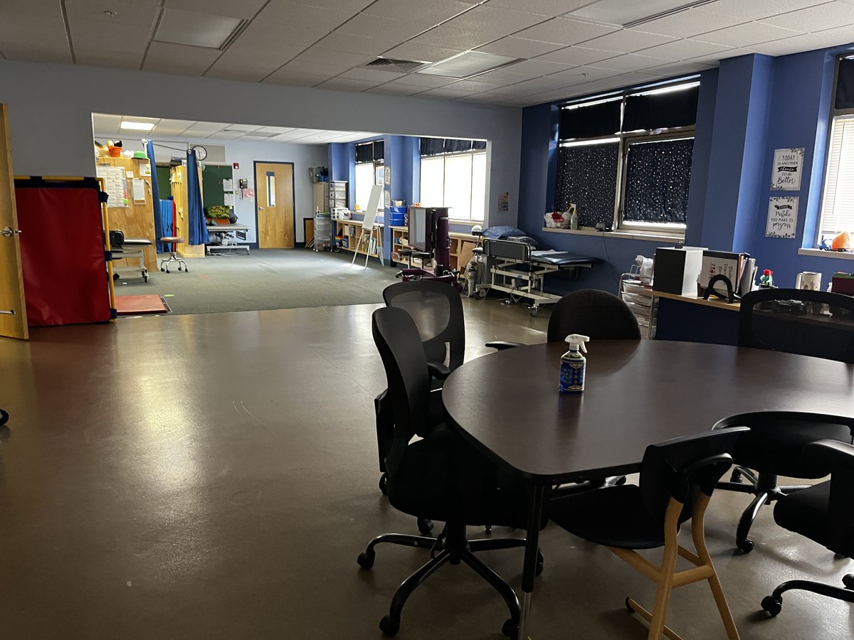 CenterChc's tweet photo. Today feels too quiet for us. We can't wait till our classroom are filled with laughter and joy from our students. We also can't wait to see our staff on 9/5 for Staff development. But until then ENJOY the last week of summer!
#CHCkidsrock #quiet https://t.co/dy1FLsvmT0