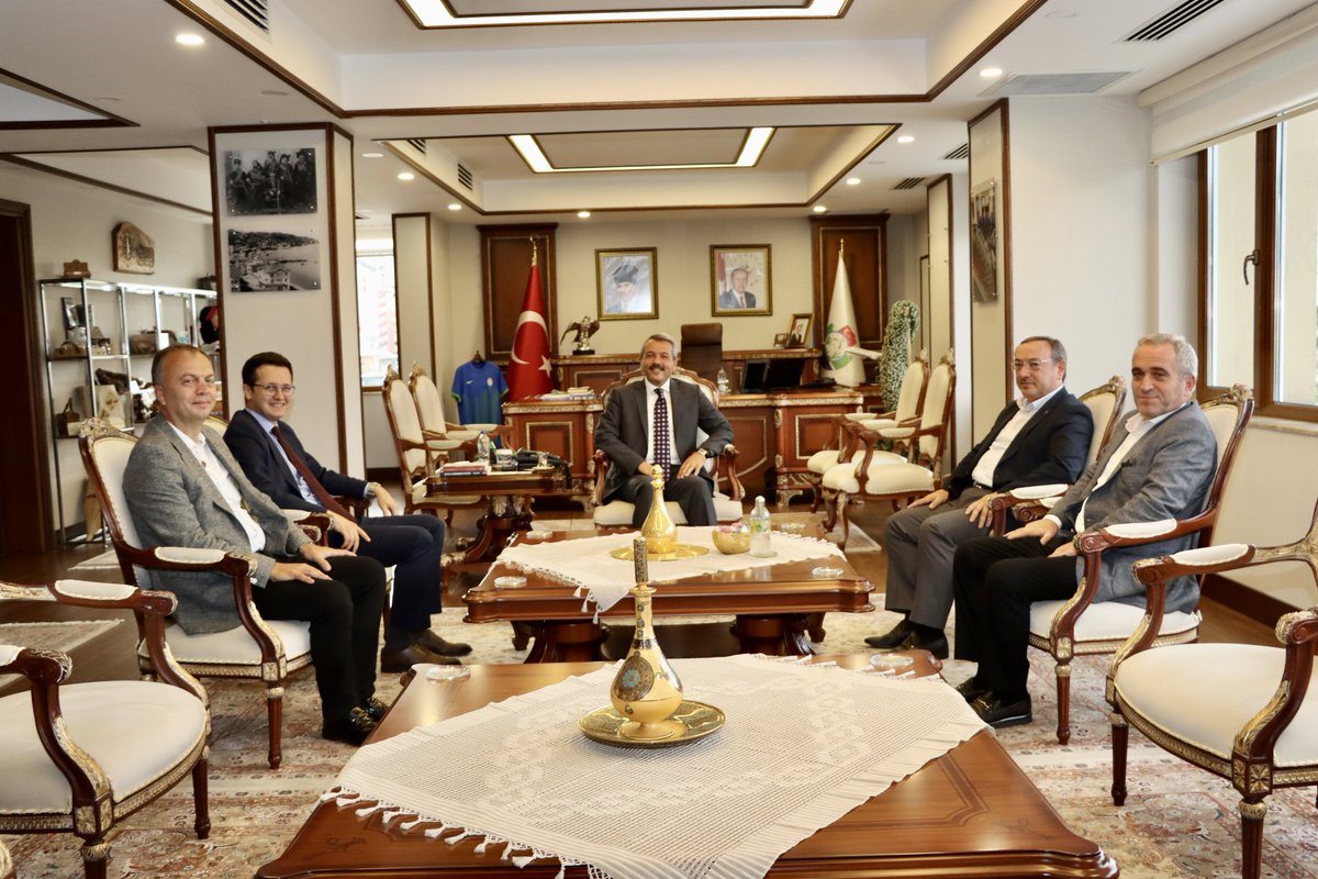 📌#Çaykur Genel Müdürü @Yusufziyaalim ve yardımcıları Zeki Karaoğlu ile Erdinç Hatinoğlu, Valimiz @ihsanselimb’a hayırlı olsun ziyaretinde bulundu. @TurkiyeninCayi