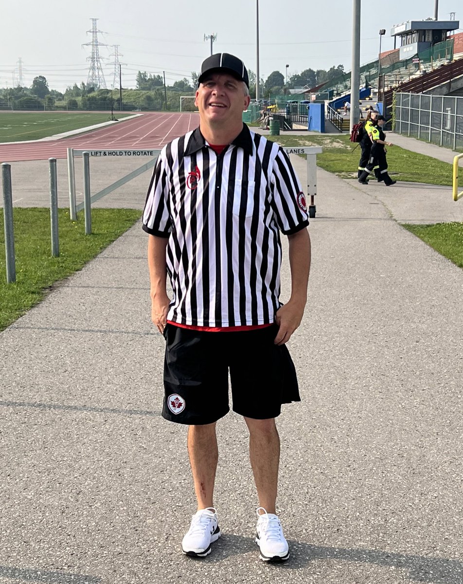 PantherCityLax's tweet photo. Ref Toll… something we’d never thought we’d see 😜 https://t.co/LMe6WM45pa