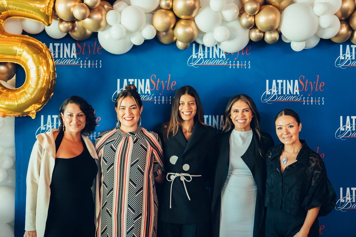 LATINAStyleMag's tweet photo. Congratulations to all the Latina Entrepreneurs who were nominated for the Entrepreneur of the Year award at the LATINA Style Business Series in San Francisco! ๐
Our 'Entrepreneurs Spotlight: The Paths to Success' panel, features 3 Latinas who were nominated!
#LSBS25 https://t.co/qHQfxqNySH