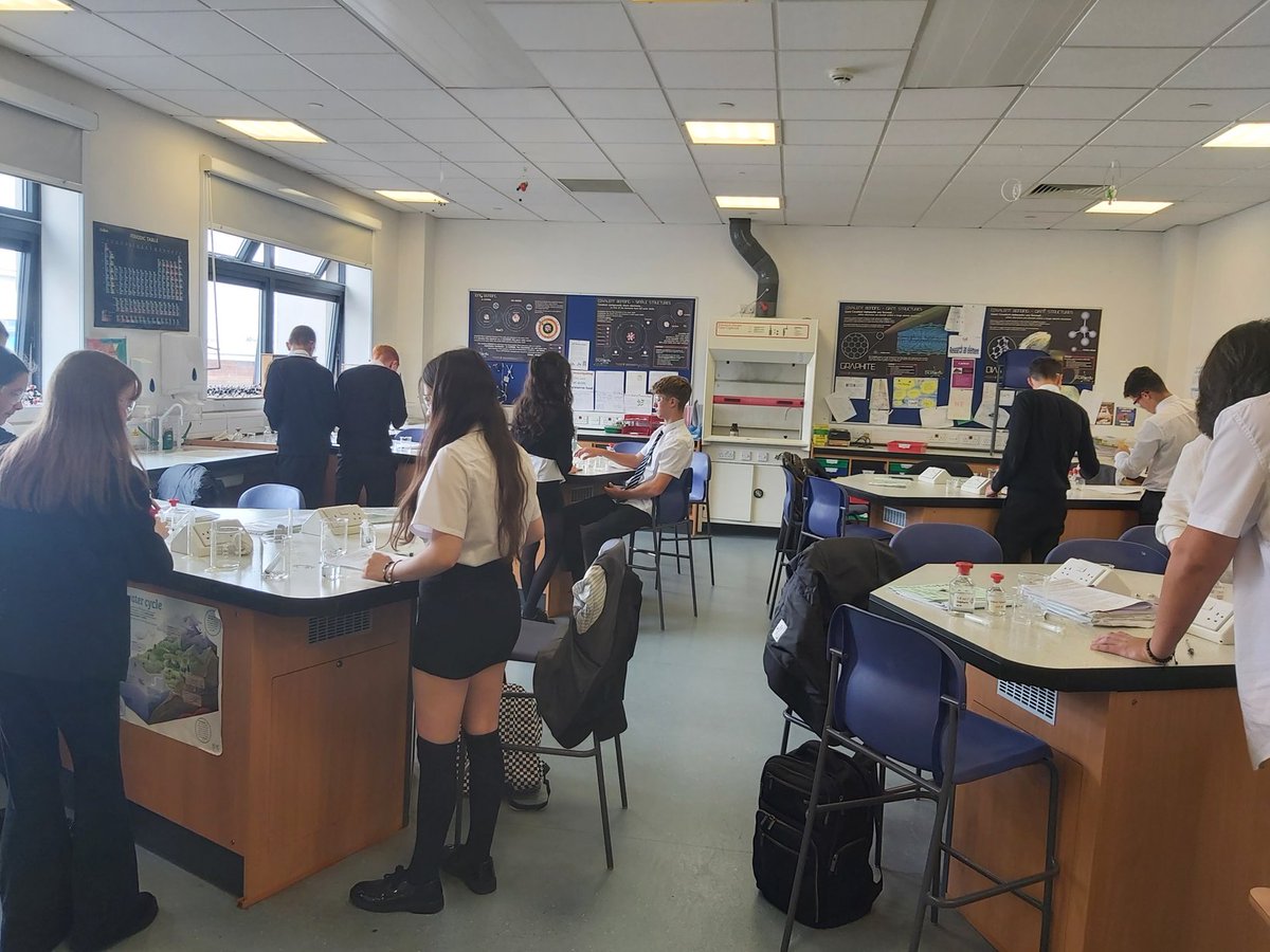 Higher chemists busy with their rates experiment, no contamination and excellent results !@BishopbriggsAC