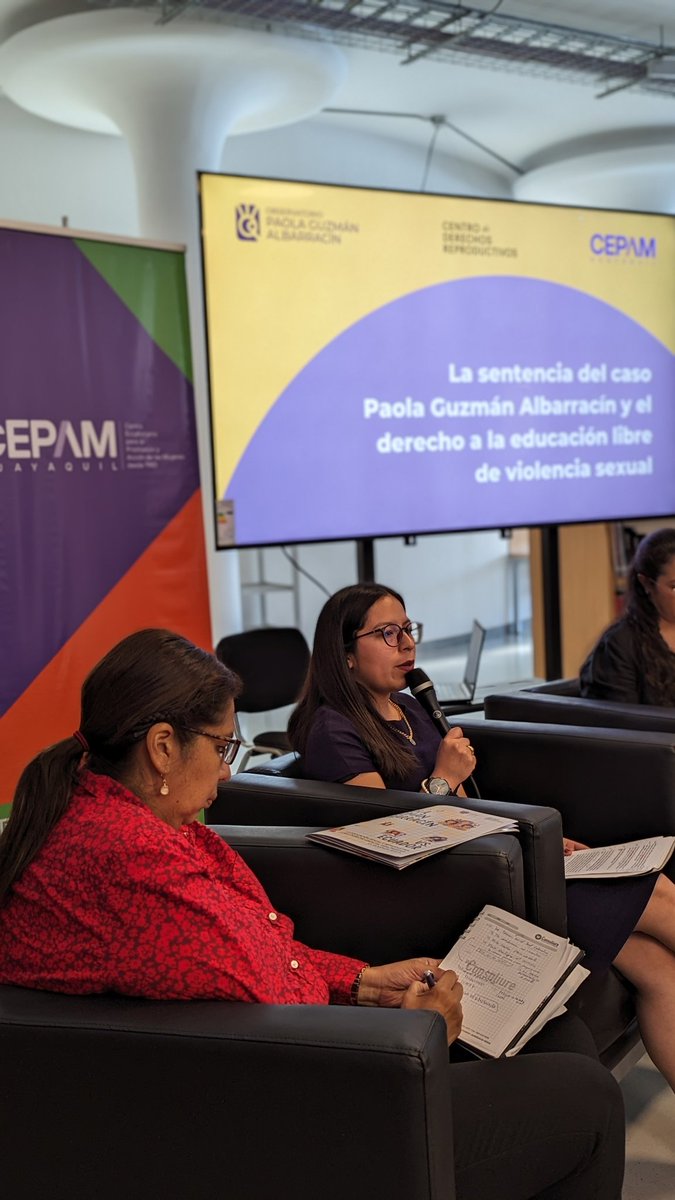 <a href="/Mila_v07/">Milagro Valverde</a> <a href="/Educacion_Ec/">Ministerio de Educación, Deporte y Cultura</a> <a href="/ObsPaolaGuzman/">Observatorio Paola Guzmán Albarracín</a> <a href="/ReproRightsLAC/">Centro de Derechos Reproductivos</a> Noehlia "Lo que nos une en la sala hoy es que tenemos esperanza de que haya una educación integral de la sexualidad con enfoque intercultural, que llegue a una niña Huaorani en el oriente y así mismo a todas las comunidades rurales de nuestro país"
🔗🔴 m.facebook.com/story.php?stor…