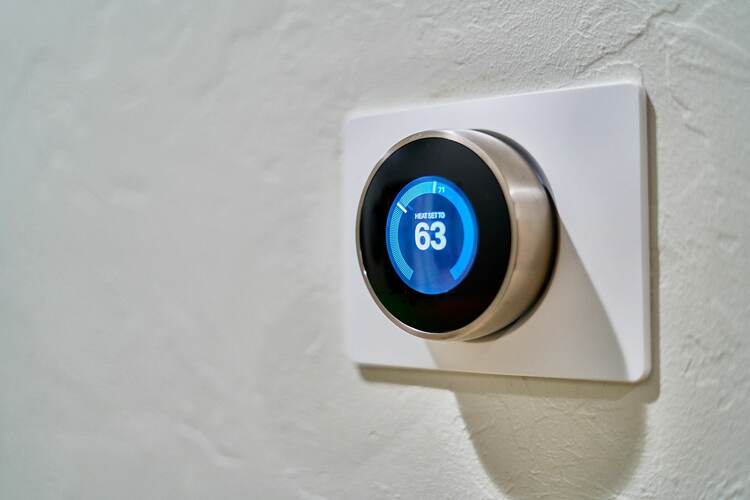 TeamExceed's tweet photo. IoT connects ordinary objects, like appliances and gadgets, to the Internet. Things with sensors and software that gather information and communicate online allow them to work together efficiently and make our lives easier. Learn more at https://t.co/JDBUxpOIiS https://t.co/Cgu4Jj4CEC
