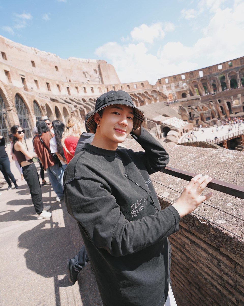 CwrNew's tweet image. Ciao 👋🏻