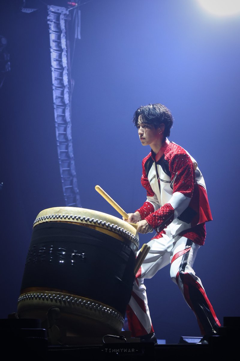 T2WarPP's tweet photo. ::.Radioactive.::

       27.08.23
#WarismConcert_Day2
#WarismConcert #T2War
#warwanarat @warwanarat https://t.co/6iDfxgGrdQ