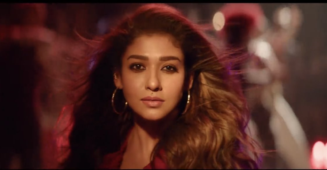 Dknayanthara's tweet photo. Daaaaaamn, 🥵🔥 Her expression is too hot! Just LOVED it.. 🤌❤️
#Nayanthara #NotRamaiyaVastavaiya https://t.co/HY9JO7jvee