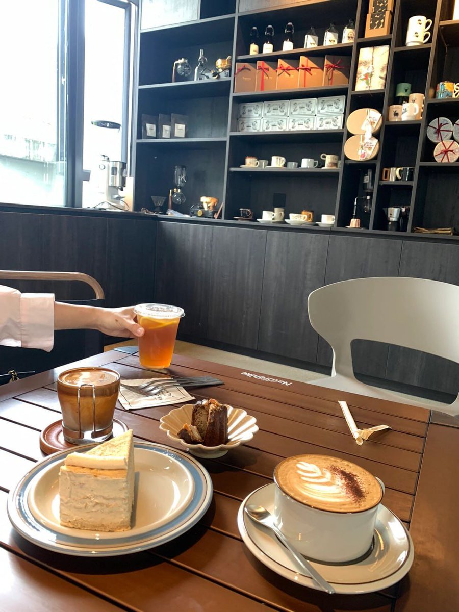 dilyismich's tweet photo. #afternoon tea #everyday #coffee https://t.co/F7vPv6iJ2v