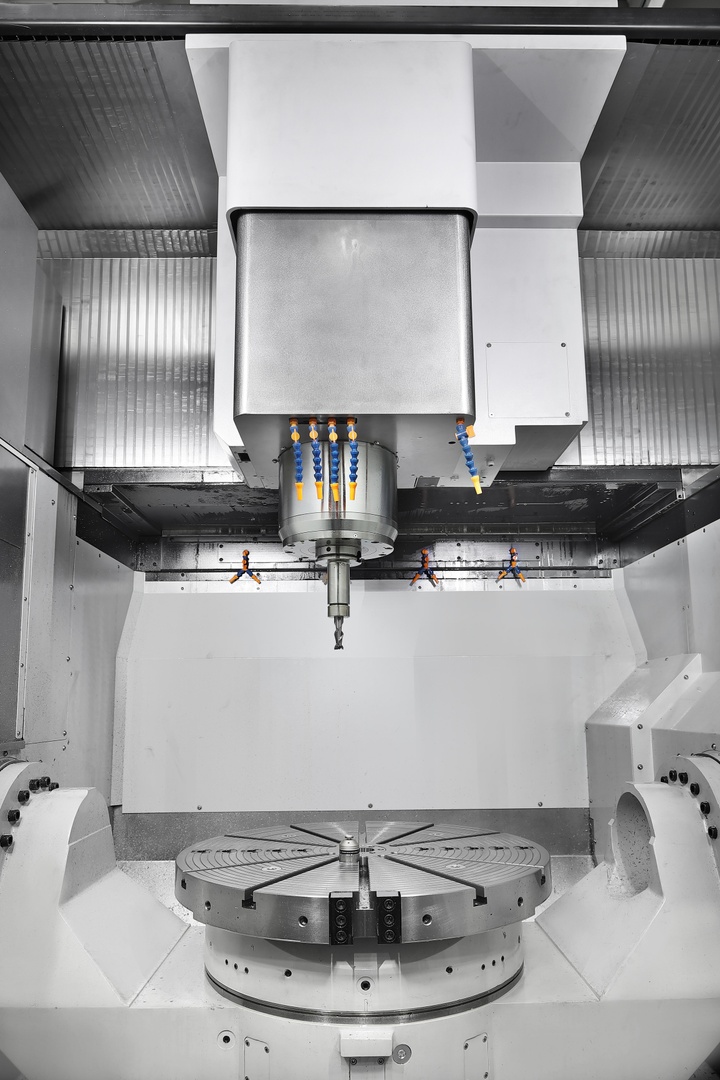 dnsolutionsusa's tweet photo. Two more DVF Series machine models just joined the best-selling family!

Meet the DVF 8000/50 and the 8000T/50 with turning capability. Powerful 50 taper spindles will take your shop to a new level. 

Get the specs: https://t.co/5jDnxEqTXW #MachineGreatness #DNhouse https://t.co/9DeGSgW9oc