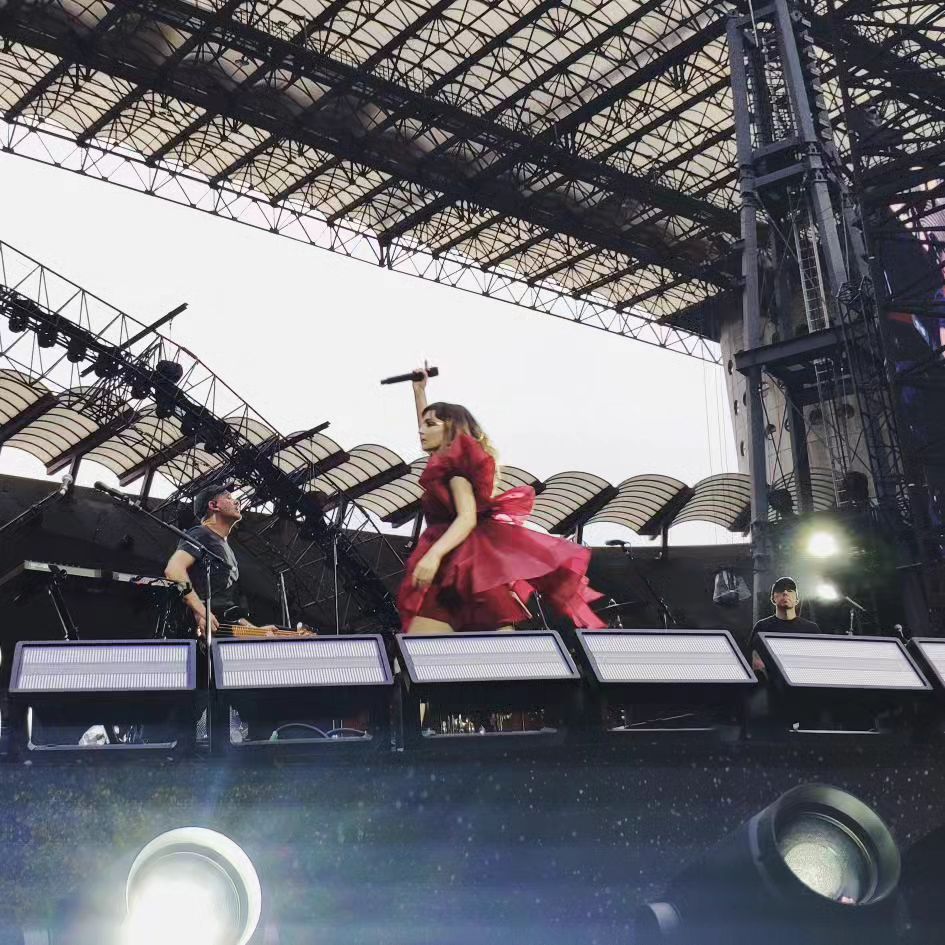 🗓️ June 29, 2023
🇮🇹 Stadio San Siro, Milan, Italy

📷 <a href="/drazenprunk/">DRAZEN PRUNK (Peppe Park)</a> / <a href="/CHVRCHESPEDIA/">CHVRCHESPEDIA | LAUREN MAYBERRY ITALIA 🇮🇹</a>

<a href="/CHVRCHES/">CHVRCHES</a>
@Iain_A_Cook
<a href="/laurenevemay/">Lauren Mayberry</a>
<a href="/doksan/">martin doherty</a>
<a href="/thejonnyscott/">Jonny Scott</a>
<a href="/coldplay/">Coldplay</a>

#CHVRCHES #Coldplay #ColdplayMilan #LaurenMayberry #MOTSWT #MusicOfTheSpheresWorldTour #ScreenViolence