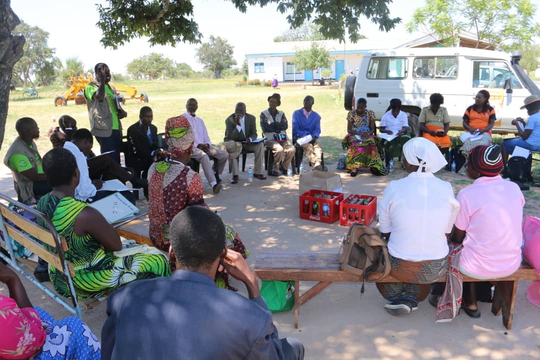 Itairusike's tweet photo. Community Participation in #PrimaryHealthCare in rooted in the #AlmaAtaDeclaration of 1978 #HealthForAll @CWGH1 @theGFF @AHBNetwork @medicusmundi https://t.co/mBfMWkl5Ro