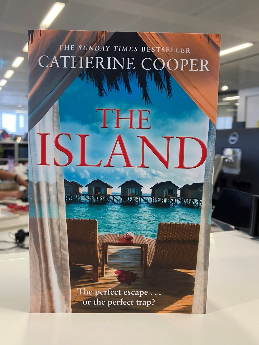 Look what arrived today @catherinecooper 🏖️🥳🤩