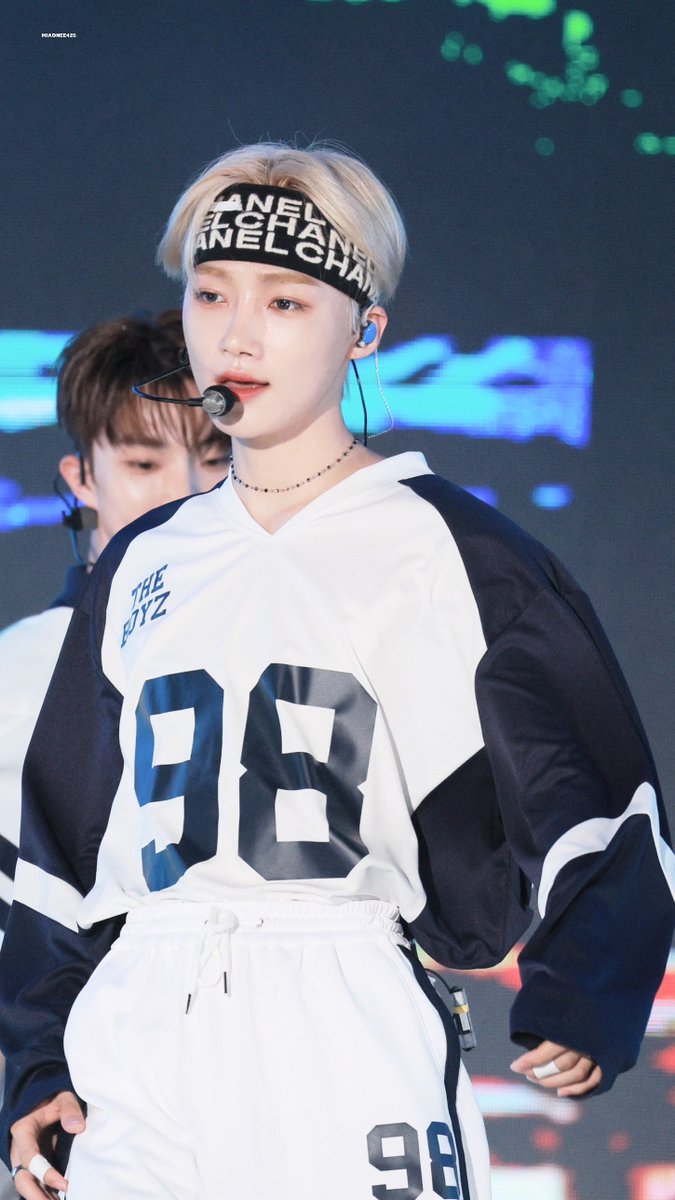 MIAONEE426's tweet photo. 230714 천안 음악중심

멋찌다 우리 차니🩵

#더보이즈 #뉴 #최찬희 
#THEBOYZ #NEW https://t.co/6DVJ4AlVW7