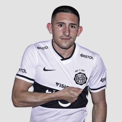 ivaaaanrt's tweet photo. Vieron que la cabeza de nuestro Zabala tiene como la forma de la copa libertadores? Y si señores, hoy mas que nunca elijo creer en la remontada https://t.co/KFZNM0qtrv