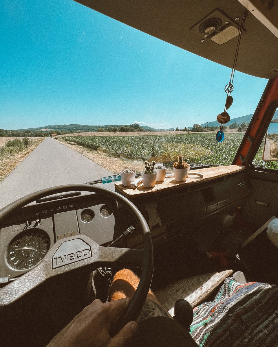 Random pic while driving around
towards the Verdon.
.
#vanlifers #vanlifeideas #vanlifeviews
#vanlifetravelgram #vanlifeexploration
#vanlifeadventurer #vanlifelove #campertravel
#vansofgermany #movingtheway
#keepyourspiritmoving #vanlifefrance #verdon
#provence #provencefrance