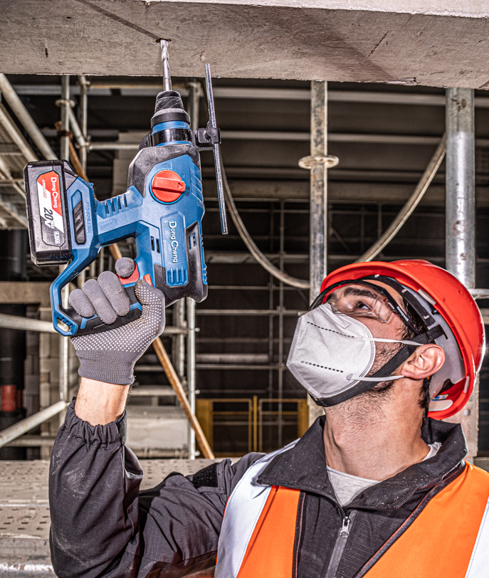 ✨ Precision Engineered, Performance Delivered Introducing the DongCheng Rotary Hammer #DCZC22 —where compactness meets capability—making it the quintessential tool for overhead applications. 

#DongChengTools #RotaryHammer #CordlessTools #ConcreteDrill #DCZC22