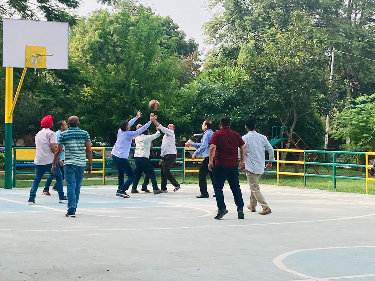 STPIMohali's tweet photo. Sports calm your mind, strengthen your muscles, and improve your overall well-being. To celebrate the #NationalSportsDay and encourage sporting spirit STPI-Mohali staff participated in various sports activities. #Fitindia #STPIINDIA @arvindtw @purnmoon https://t.co/c9h5EyC0o6