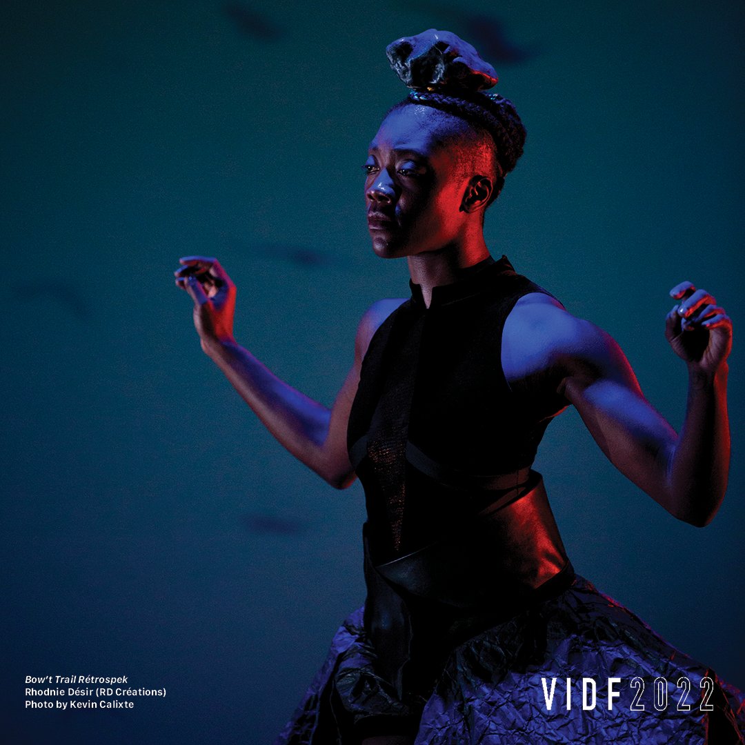 vidf's tweet photo. In 2022, the VIDF returned to in-person performances for the first time since March 2020. The 2022 VIDF season offered 31 in-person performances, 10 live-streamed, and 1 hybrid in-person/live-streamed performance. 

Who did you see at the 2022 VIDF? https://t.co/OFewFWdds3