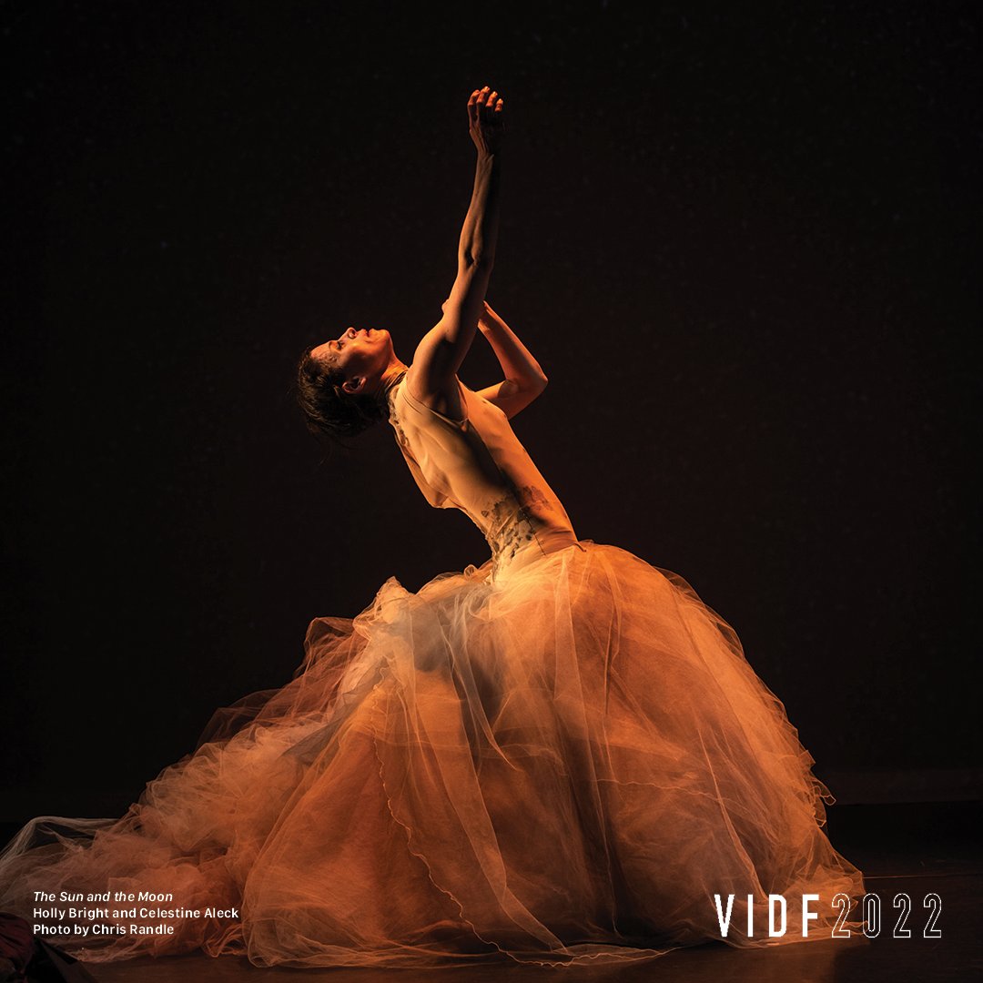 vidf's tweet photo. In 2022, the VIDF returned to in-person performances for the first time since March 2020. The 2022 VIDF season offered 31 in-person performances, 10 live-streamed, and 1 hybrid in-person/live-streamed performance. 

Who did you see at the 2022 VIDF? https://t.co/OFewFWdds3