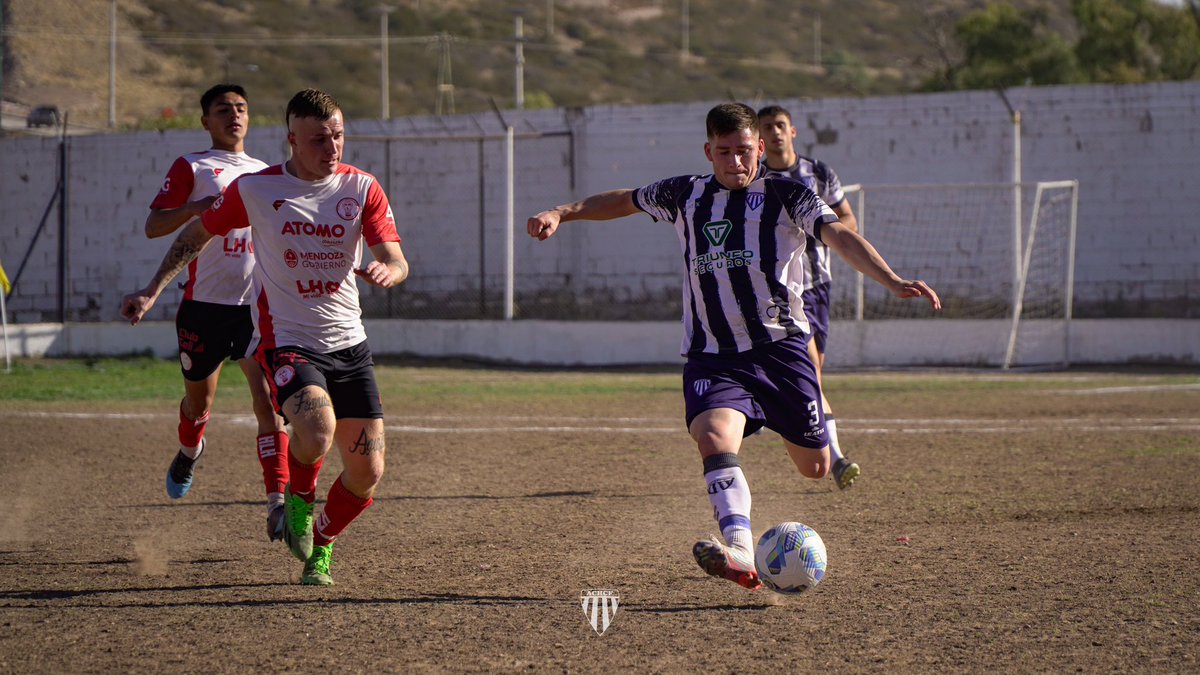 ChacrasOficial's tweet photo. #TorneoClausura | F6

🫡 PUNTO EN CASA 

✊🏻 Nuestra primera empat�� frente a Huracán Las Heras en un tanto, en un partido en el que la Academia mereció más. 

#VamosChacras 
#FormarParaGanar 
#15AñosFormando https://t.co/kA1CvB1hnq